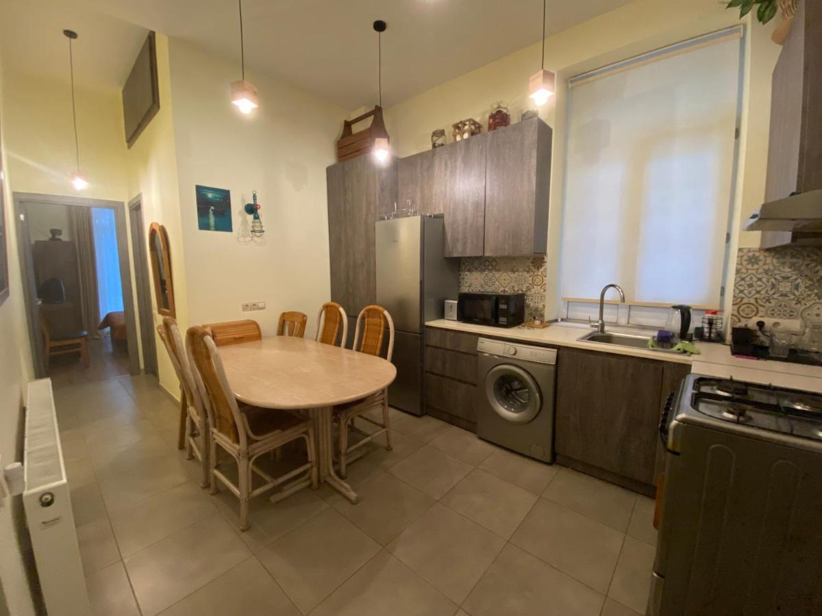 Nice Loft On Uznadze Street تبليسي المظهر الخارجي الصورة
