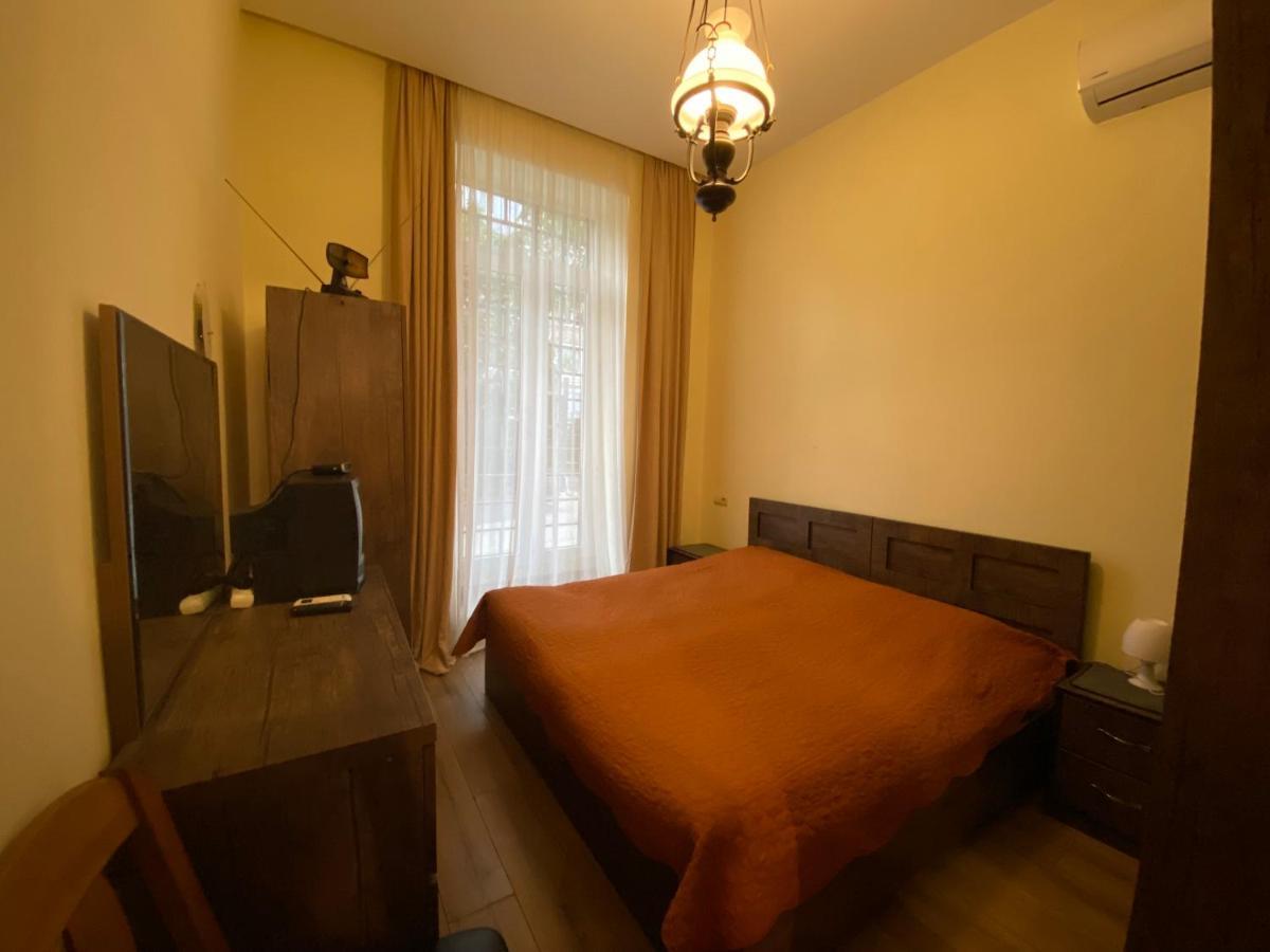 Nice Loft On Uznadze Street تبليسي المظهر الخارجي الصورة